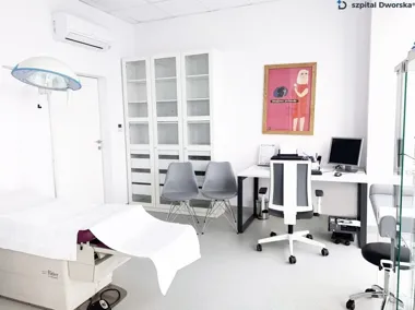 Obraz do artykułu: Dlaczego skleroterapia stała się standardem leczenia pajączków i małych żylaków